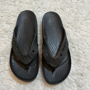 Crocs Womens Black Classic Flip Flop Sandals Size 9